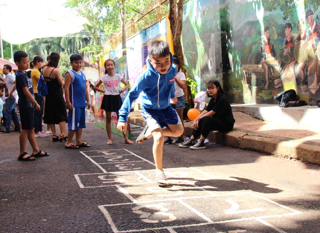 trò chơi vận động cho trẻ