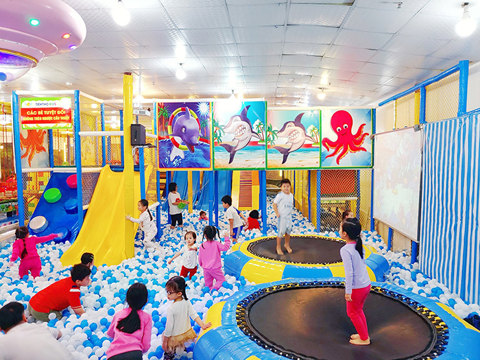khu vui chơi cho bé 1-3 tuổi