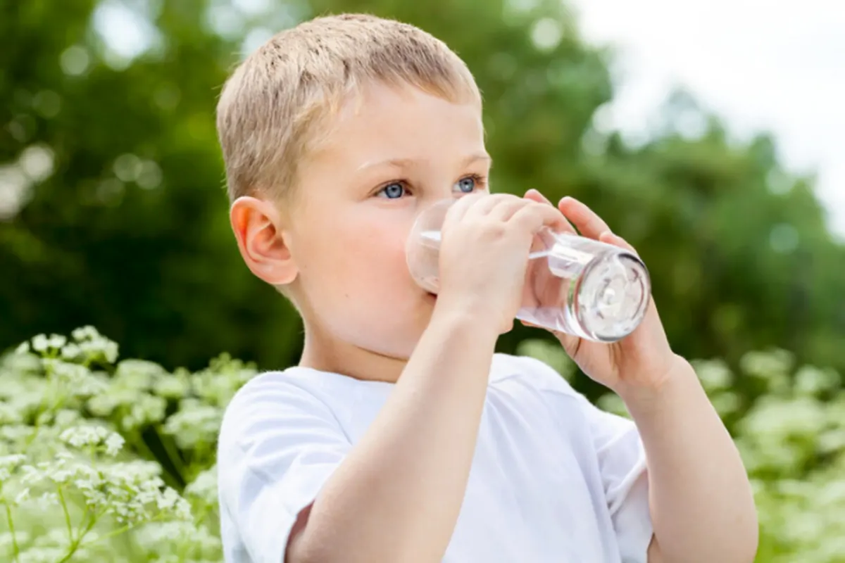 dấu hiệu bé hết năng lượng